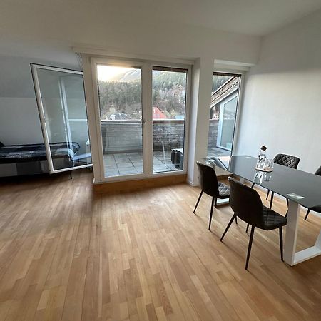 Geraeumiges Sonniges Apartment Mit Bergblick امست المظهر الخارجي الصورة